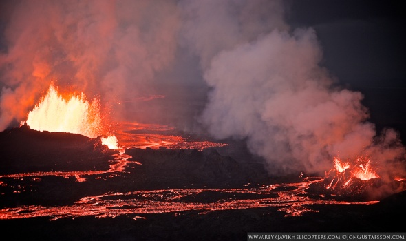 VOLCANO TOUR | REYKJAVIK HELICOPTERS